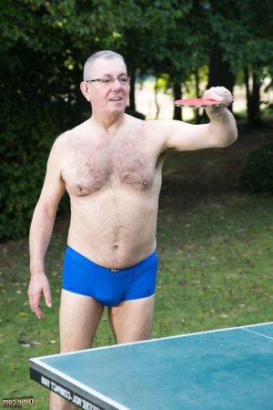 Shayden massage sexe à Fontainebleau, 77